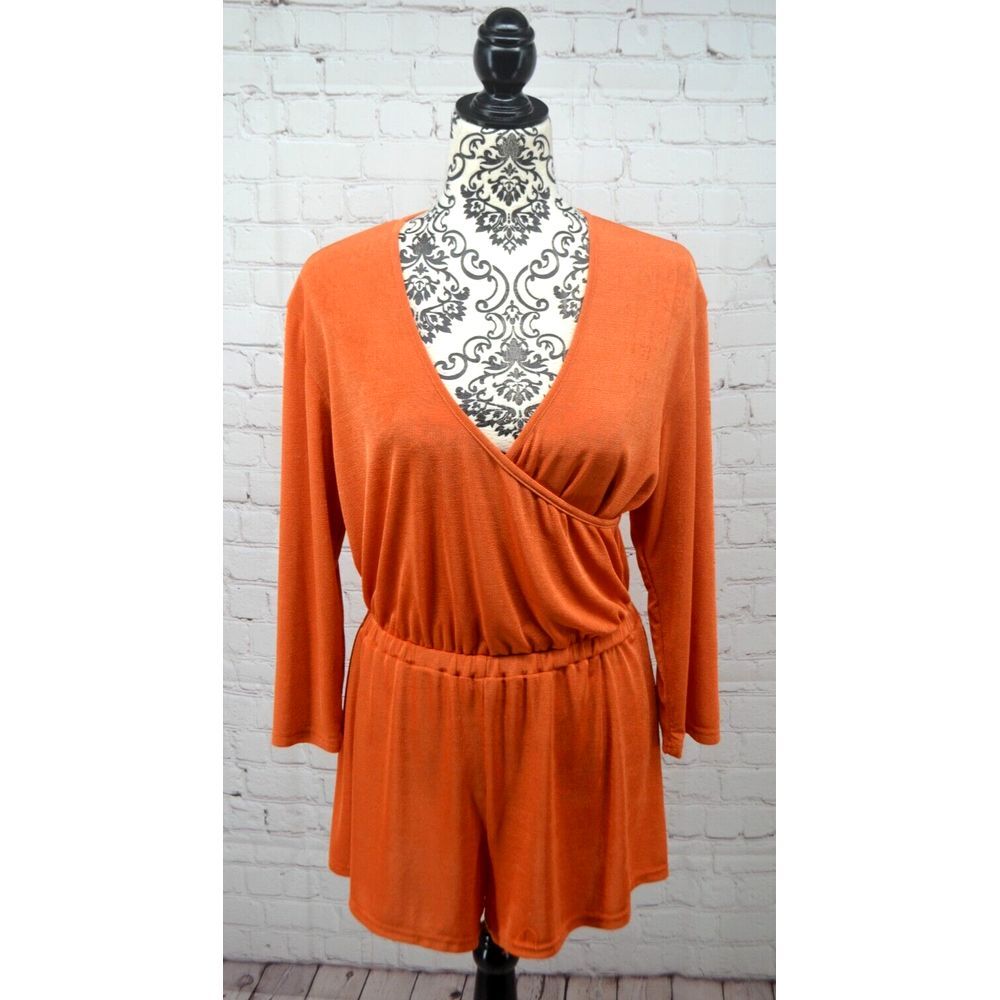 PRINCESS POLLY‎ Women's Long Sleeve Velvet Romper SIZE 0 Orange